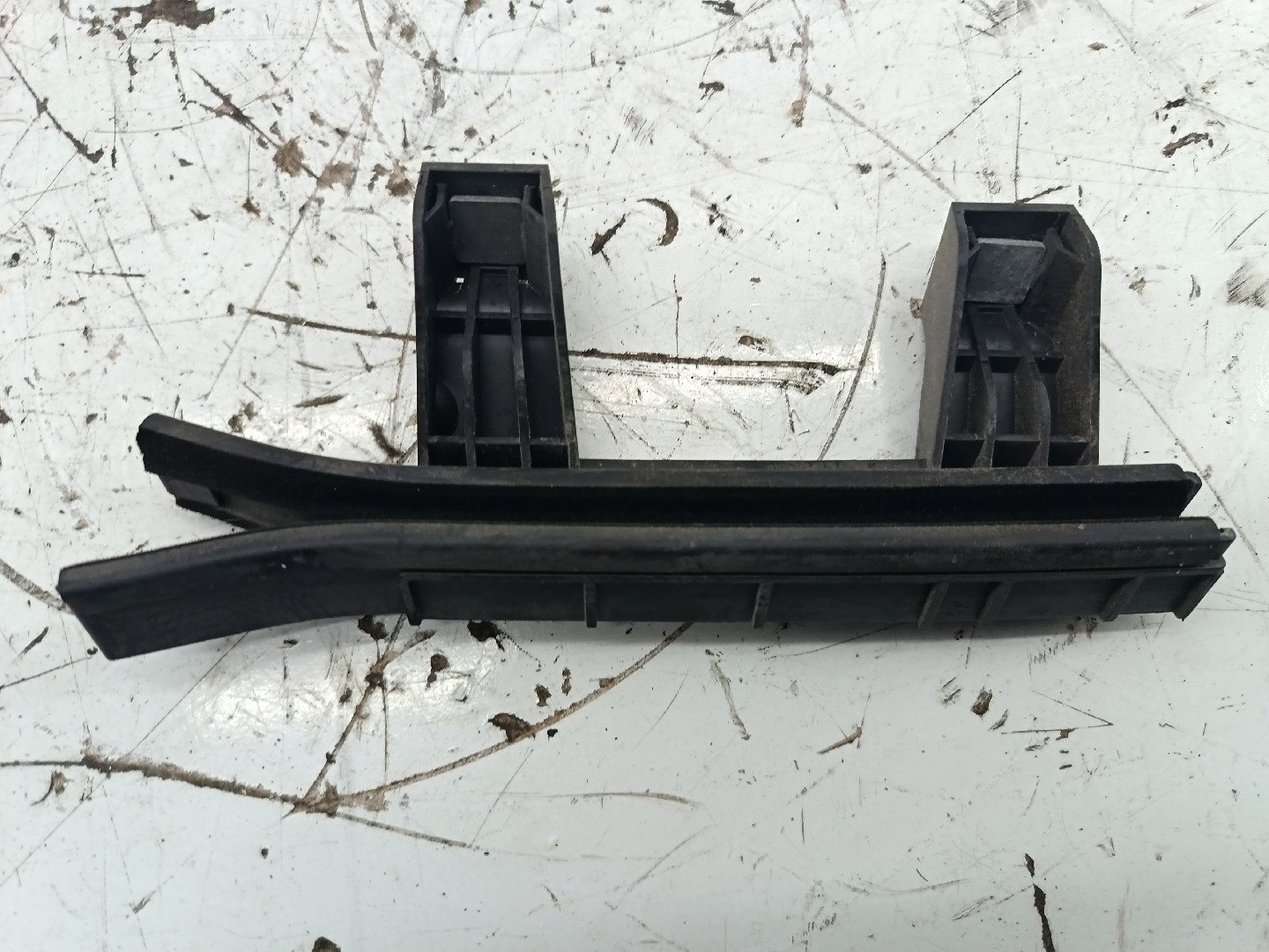 Guia de vidro FIAT TIPO três volumes (356_) | 15 -  Imagem-3