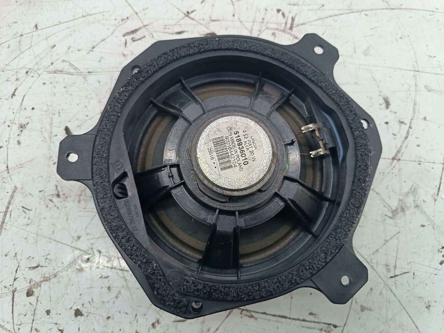 Coluna de som FIAT TIPO três volumes (356_) | 15 -  Imagem-1