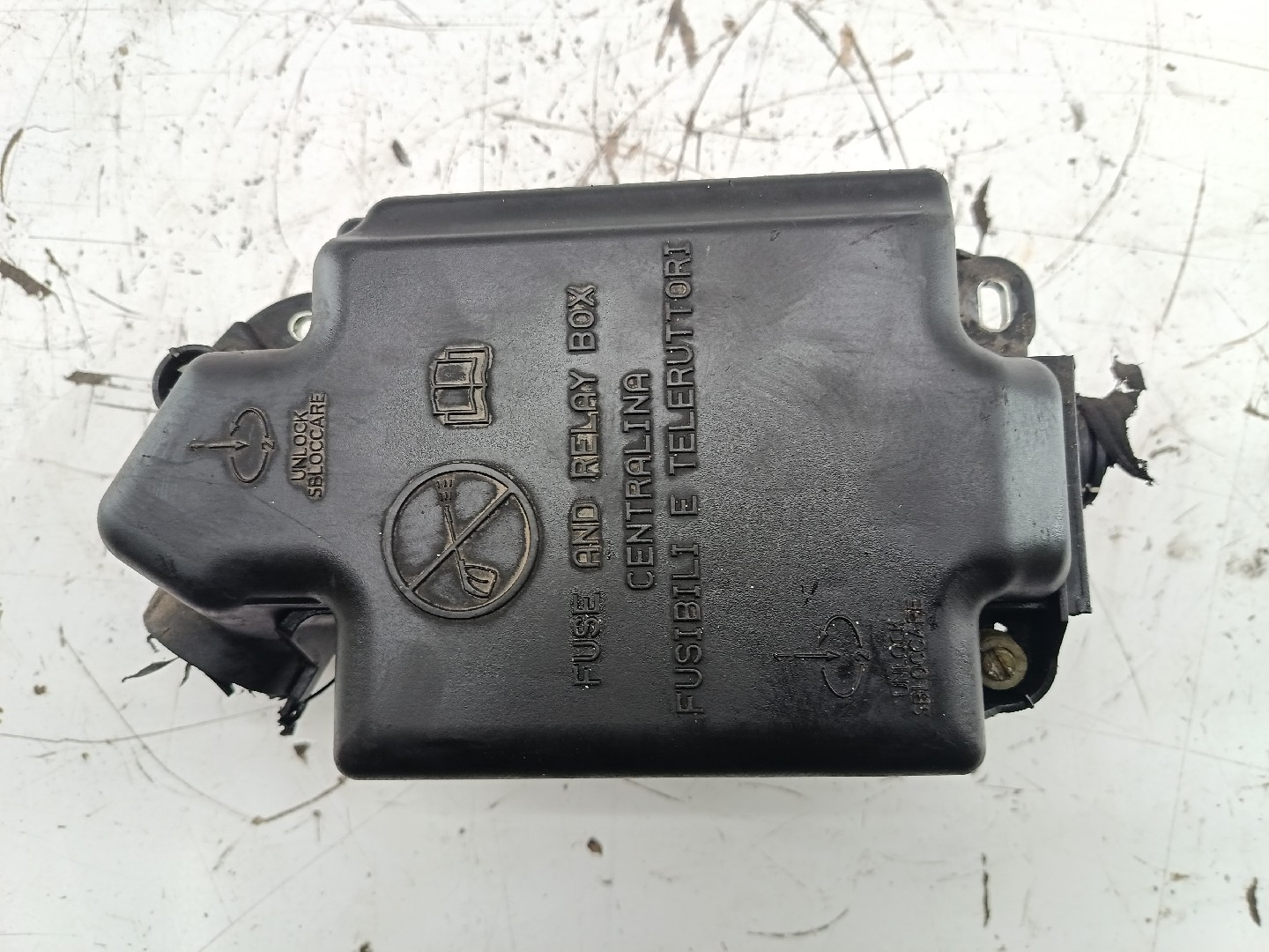 Caixa de fusíveis e relés FIAT TIPO três volumes (356_) | 15 -  Imagem-10