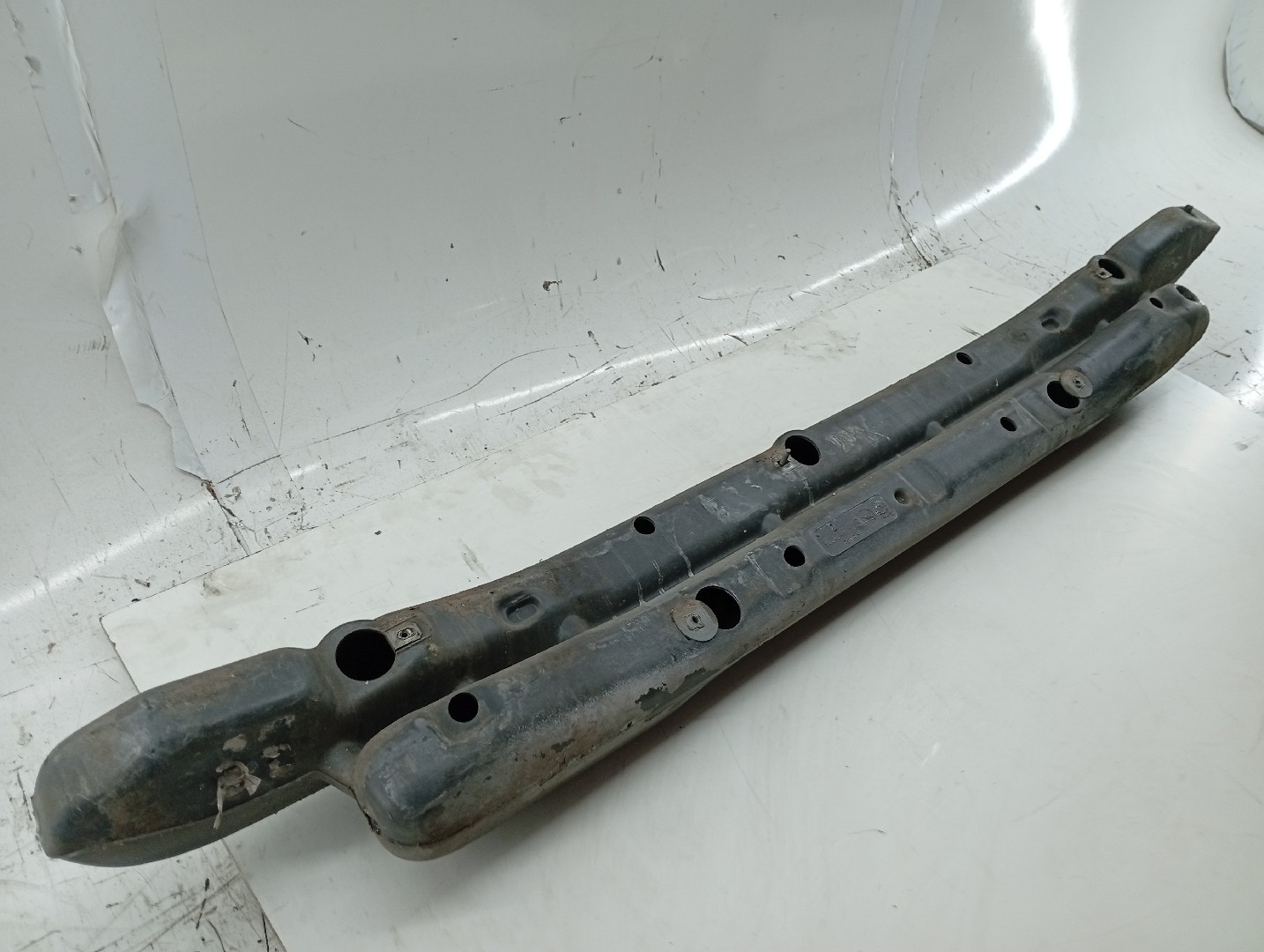 Reforço de para-choques traseiro PEUGEOT 106 I (1A, 1C) | 91 - 96 Imagem-1