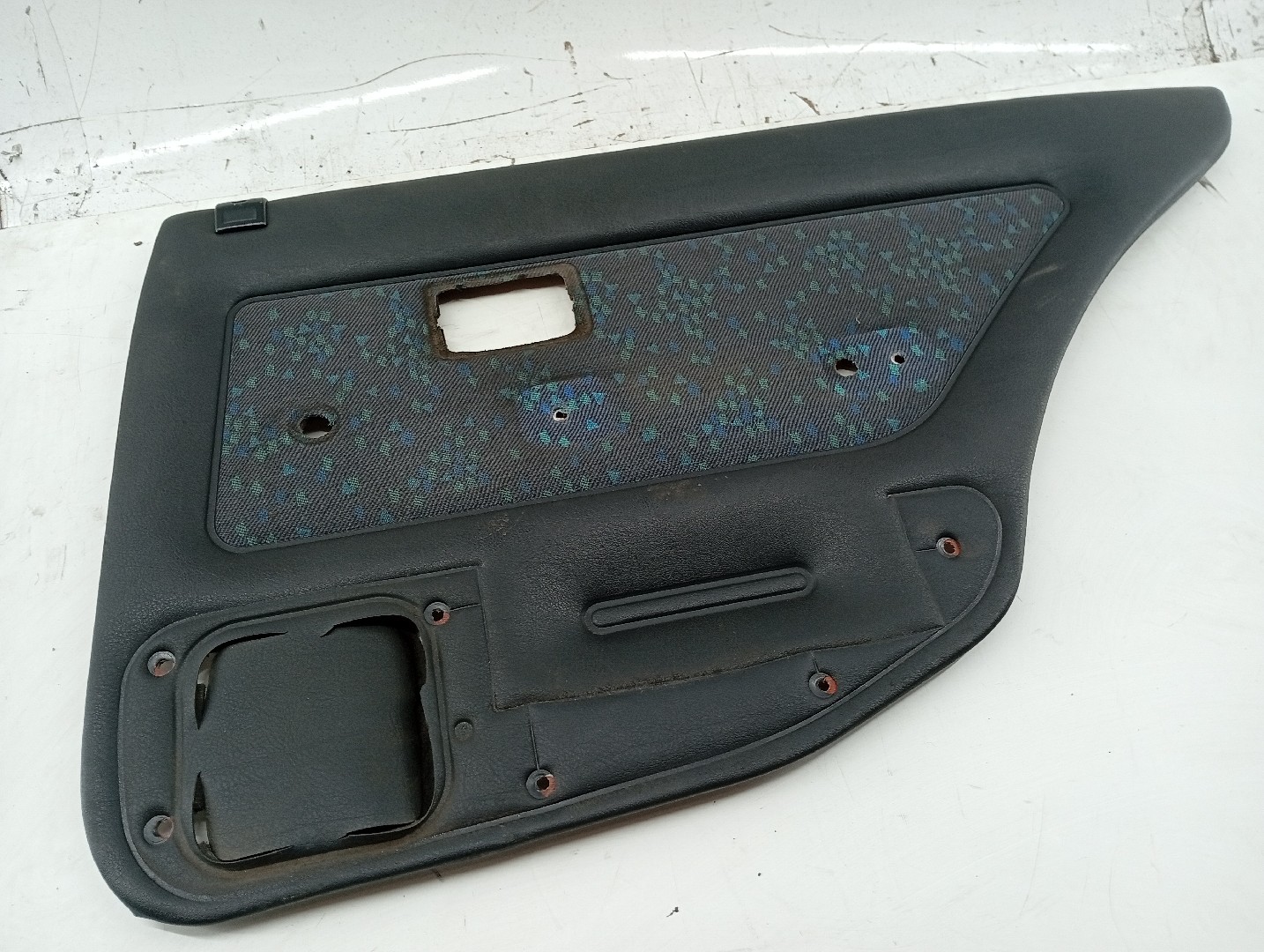 Quartela de porta trás direita PEUGEOT 106 I (1A, 1C) | 91 - 96 Imagem-4