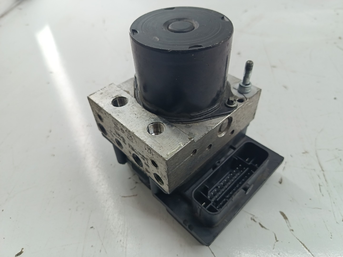 Bomba de ABS VOLKSWAGEN POLO Van (6R) | 09 -  Imagem-4