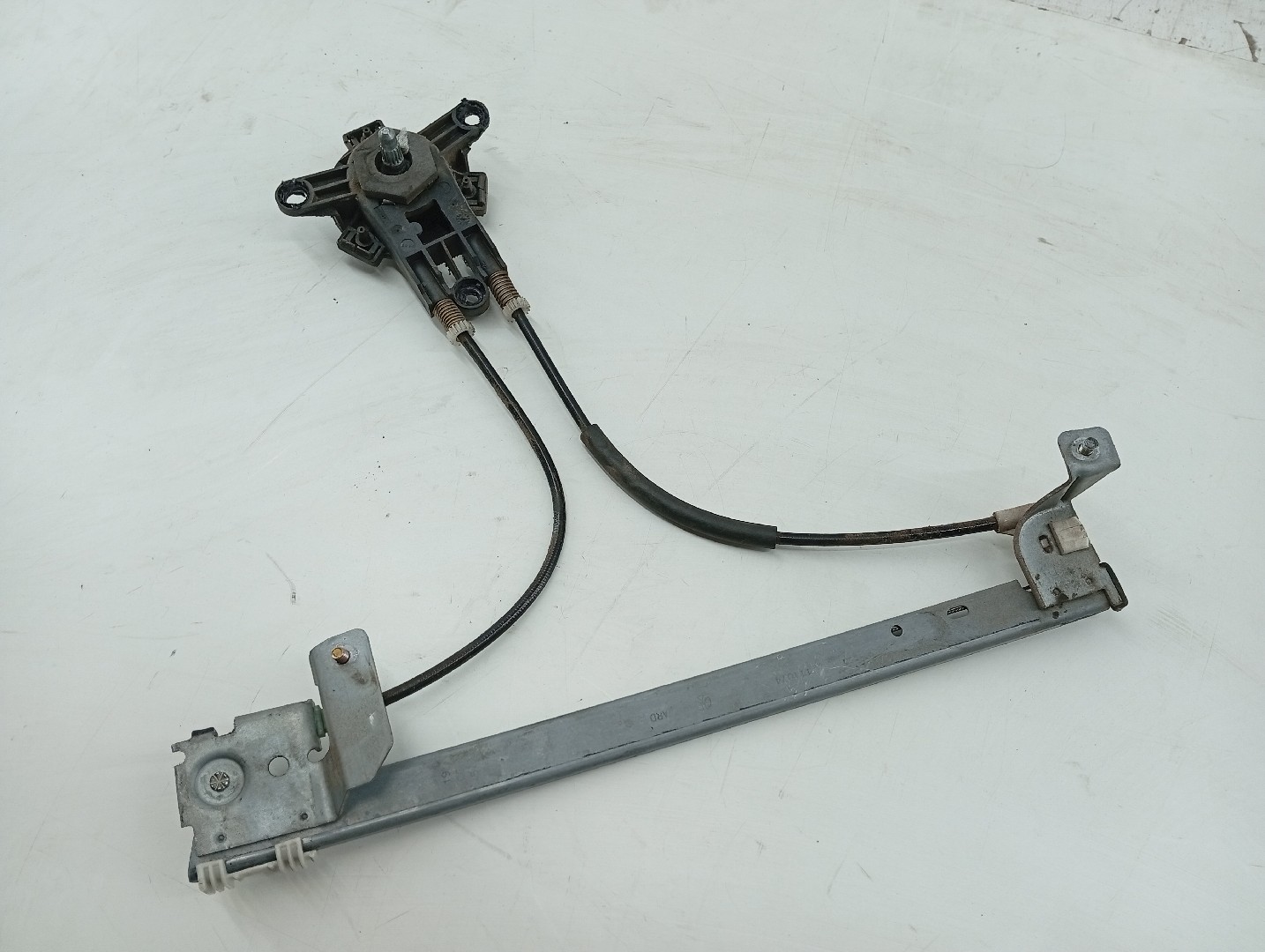 Elevador Trás Direito Manual PEUGEOT 106 I (1A, 1C) | 91 - 96 Imagem-3