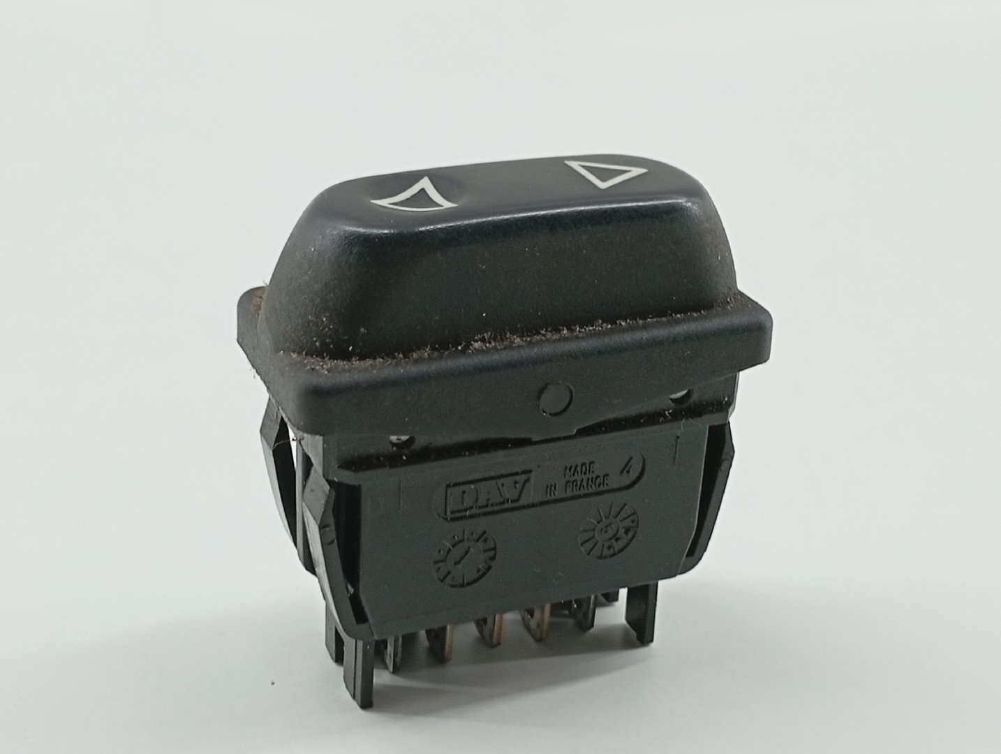 Comutador de vidro frente direito PEUGEOT 106 I (1A, 1C) | 91 - 96 Imagem-1