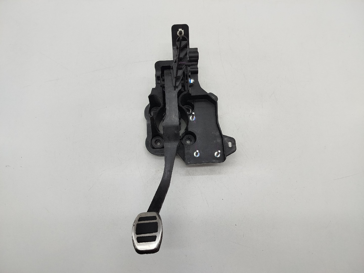Pedal de travão PEUGEOT 208 II (UB_, UP_, UW_, UJ_) | 19 - 