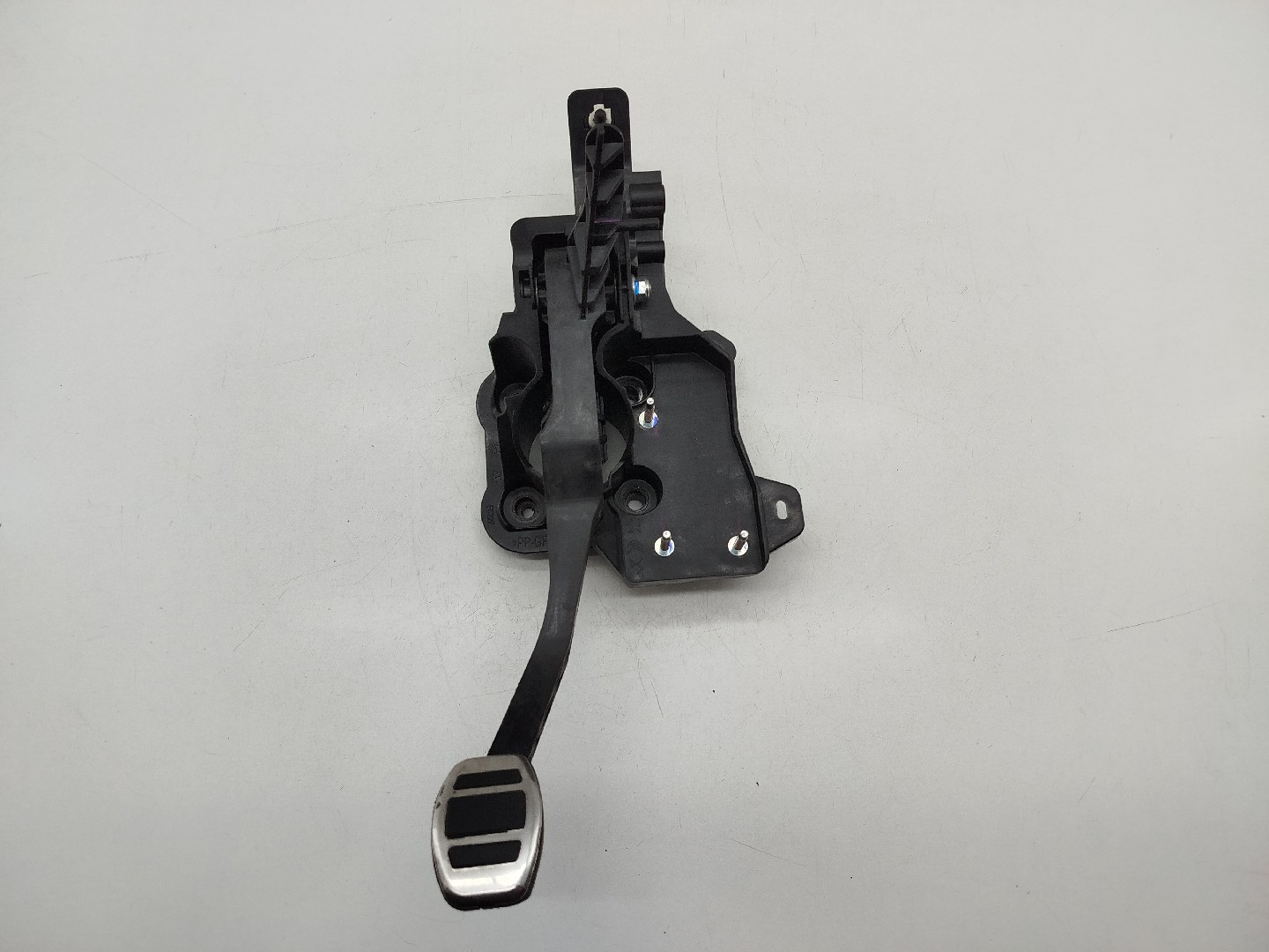Pedal de travão PEUGEOT 208 II (UB_, UP_, UW_, UJ_) | 19 -  Imagem-6