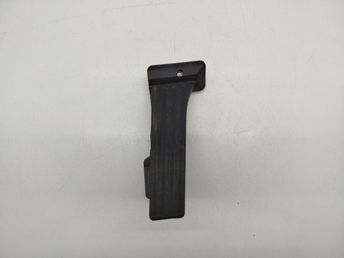 Pedal acelerador BMW 1 (F20) | 11 - 19