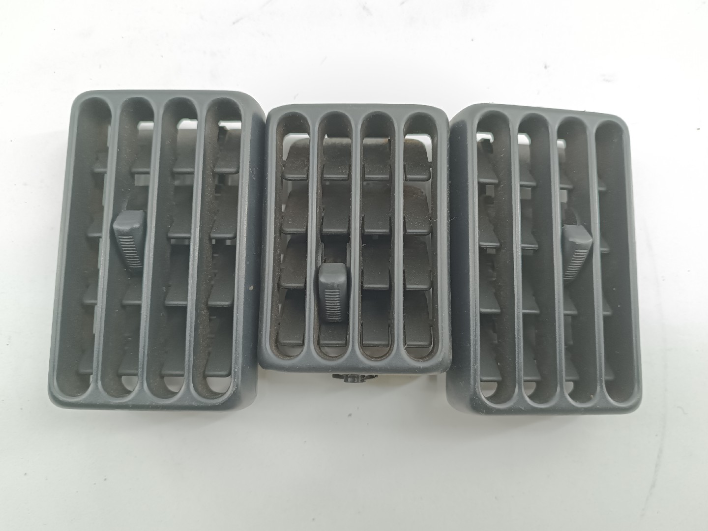 Difusor de ar PEUGEOT 106 I (1A, 1C) | 91 - 96 Imagem-2