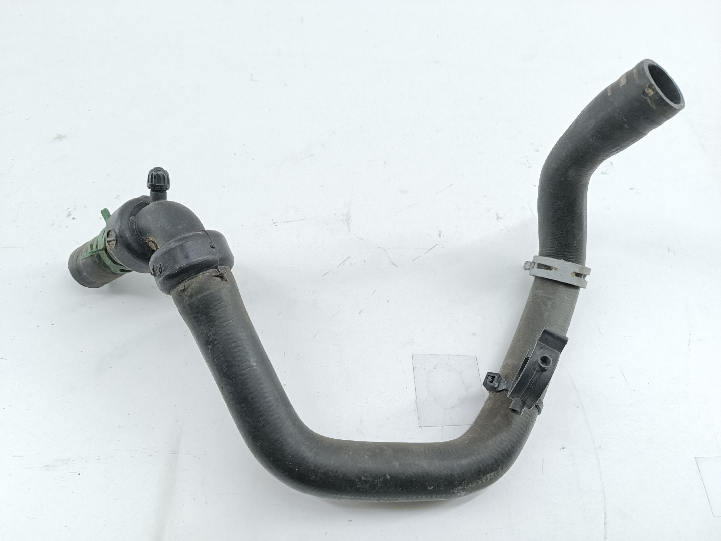 Tubo de Água RENAULT MEGANE III Hatchback (BZ0/1_) | 08 -  Imagem-4