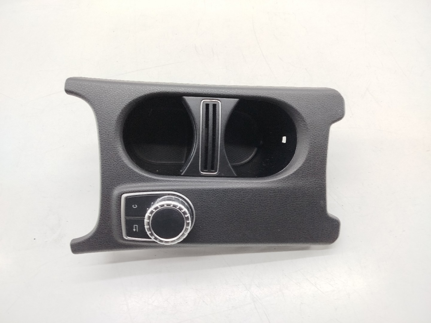 Suporte de copos MERCEDES-BENZ A-CLASS (W176) | 12 - 18