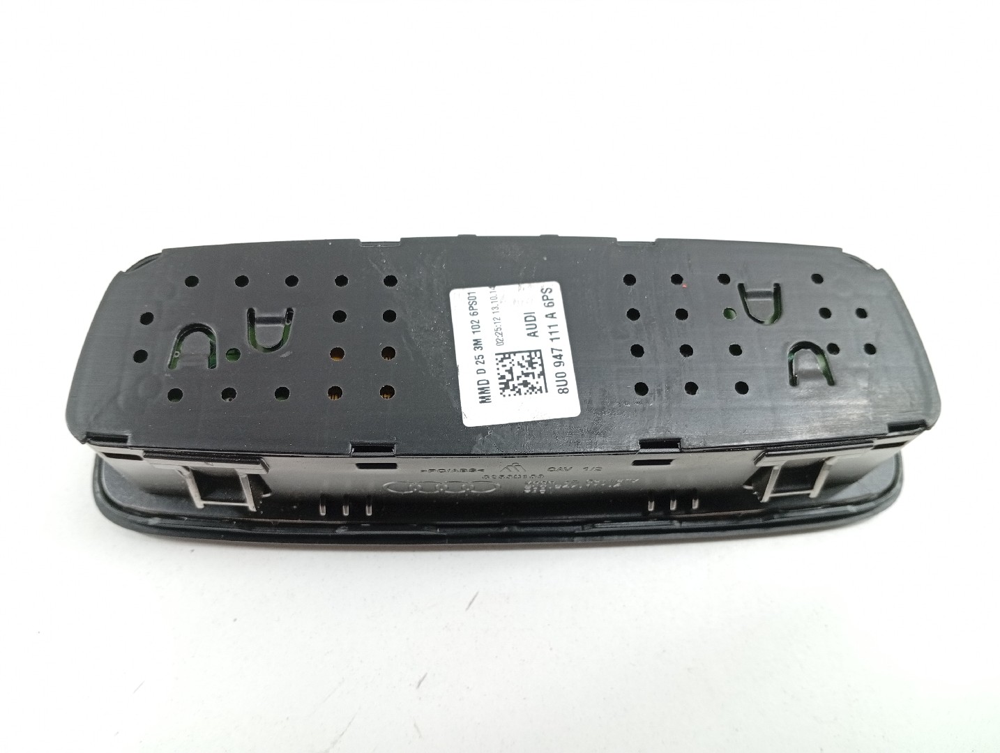 Plafonier traseira AUDI A1 (8X1, 8XK) | 10 - 18
