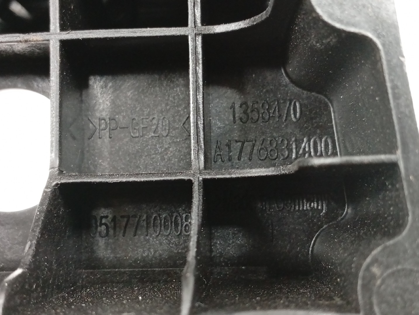 Outros Plásticos MERCEDES-BENZ A-CLASS (W177) | 18 -  Imagem-3