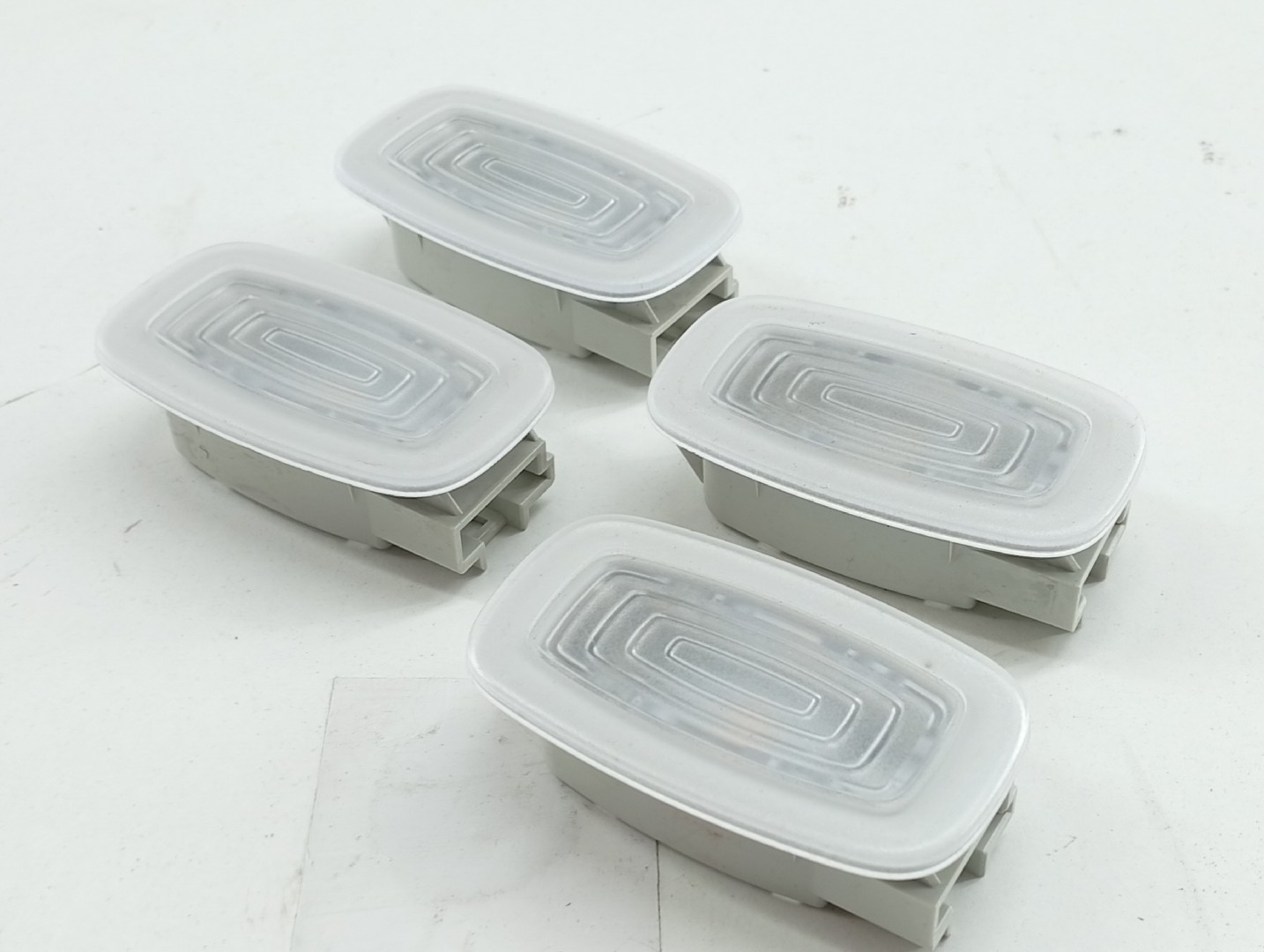 Luz de cortesia MERCEDES-BENZ A-CLASS (W177) | 18 -  Imagem-4