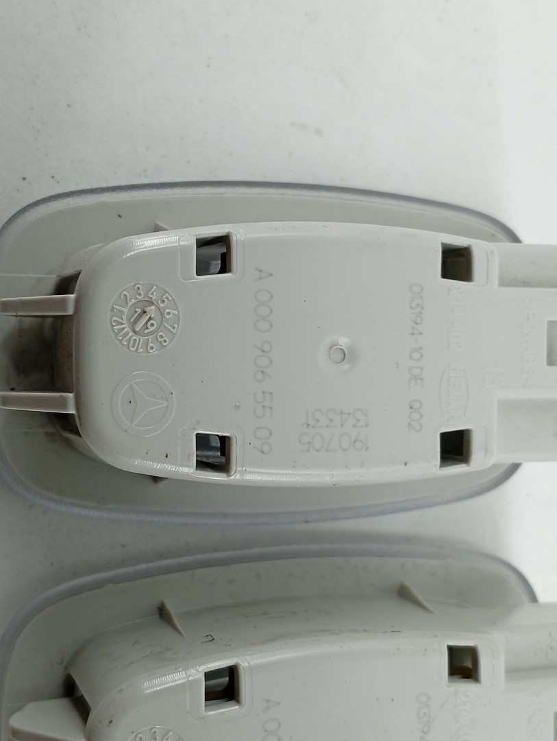 Luz de cortesia MERCEDES-BENZ A-CLASS (W177) | 18 -  Imagem-1
