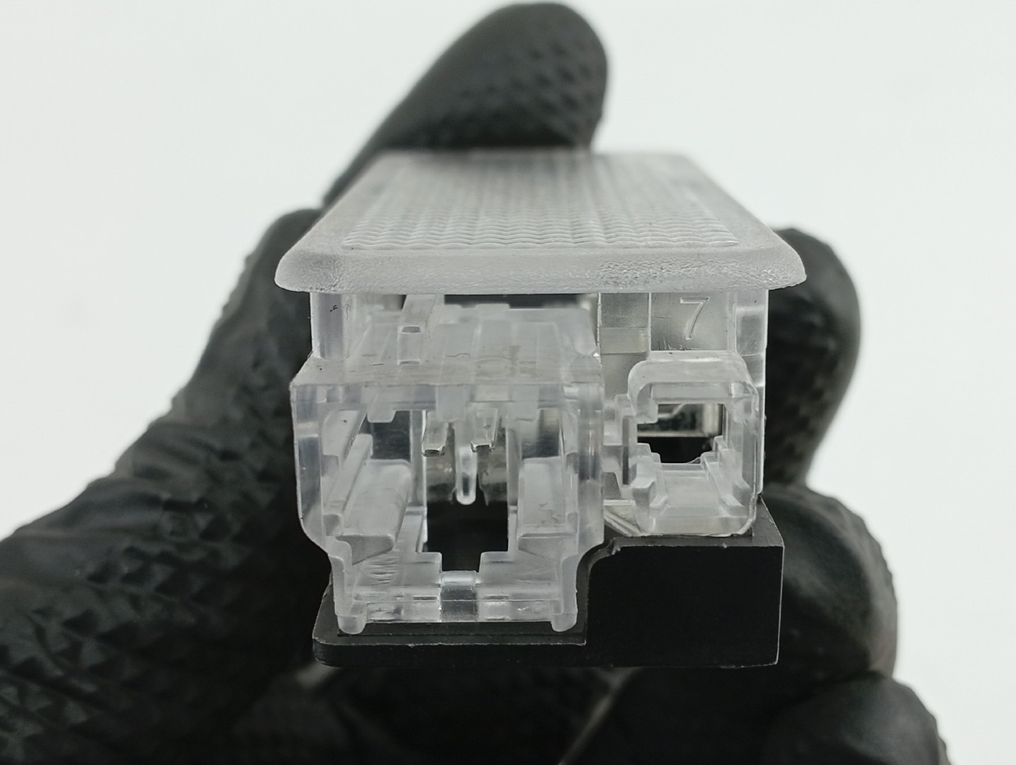 Luz de cortesia PEUGEOT 3008 SUV (M_) | 16 -  Imagem-2