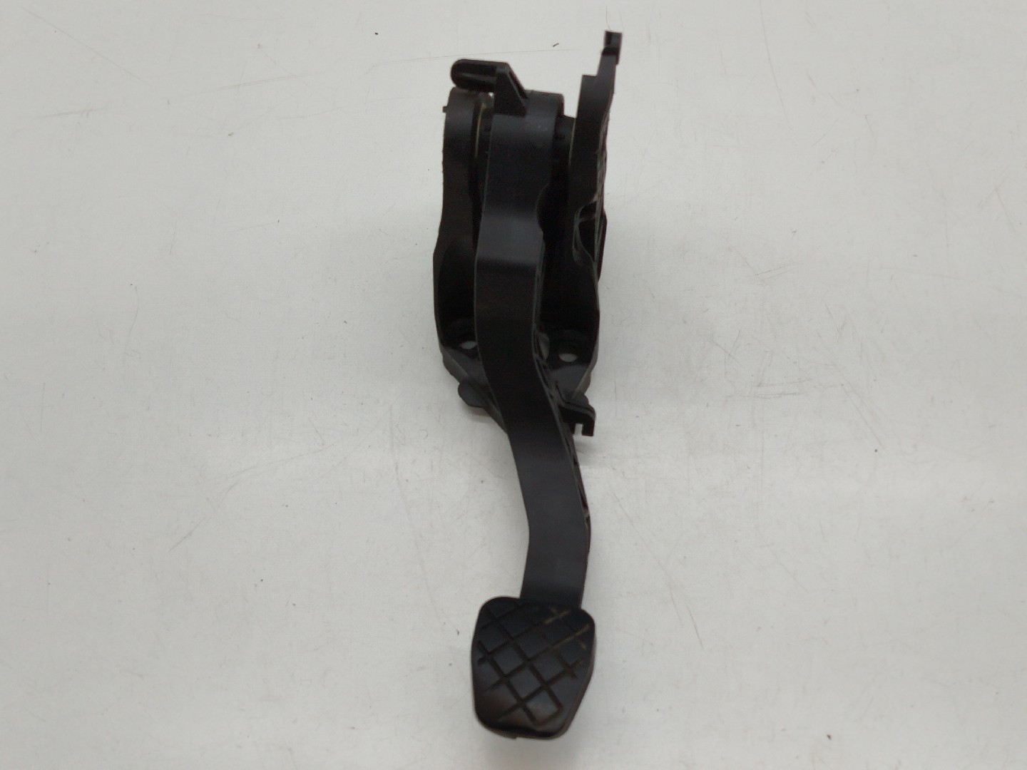 Pedal de embraiagem VOLKSWAGEN POLO (6R1, 6C1) | 09 - 