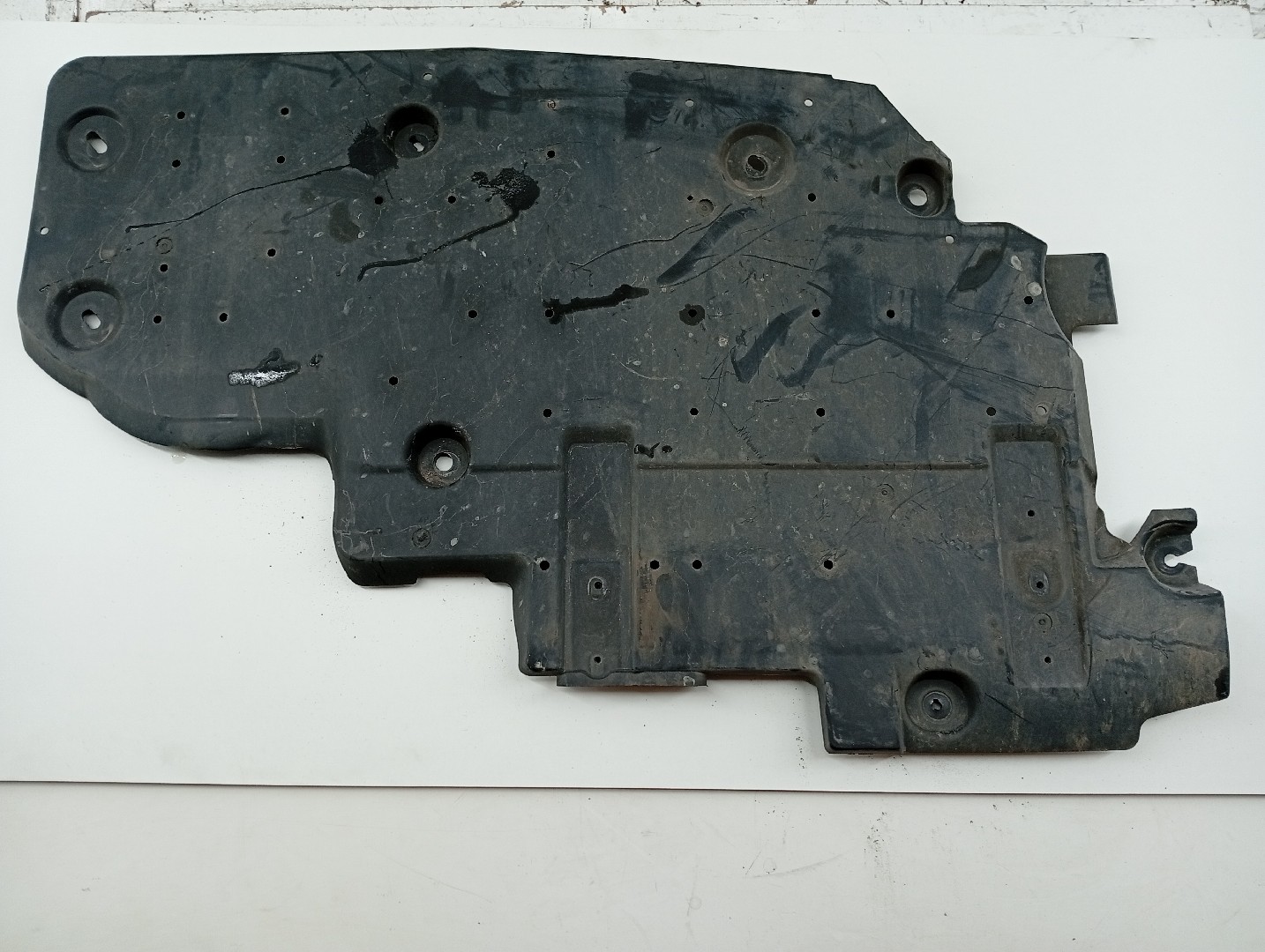 Proteção inferior de carroçaria PEUGEOT 3008 SUV (M_) | 16 -  Imagem-1