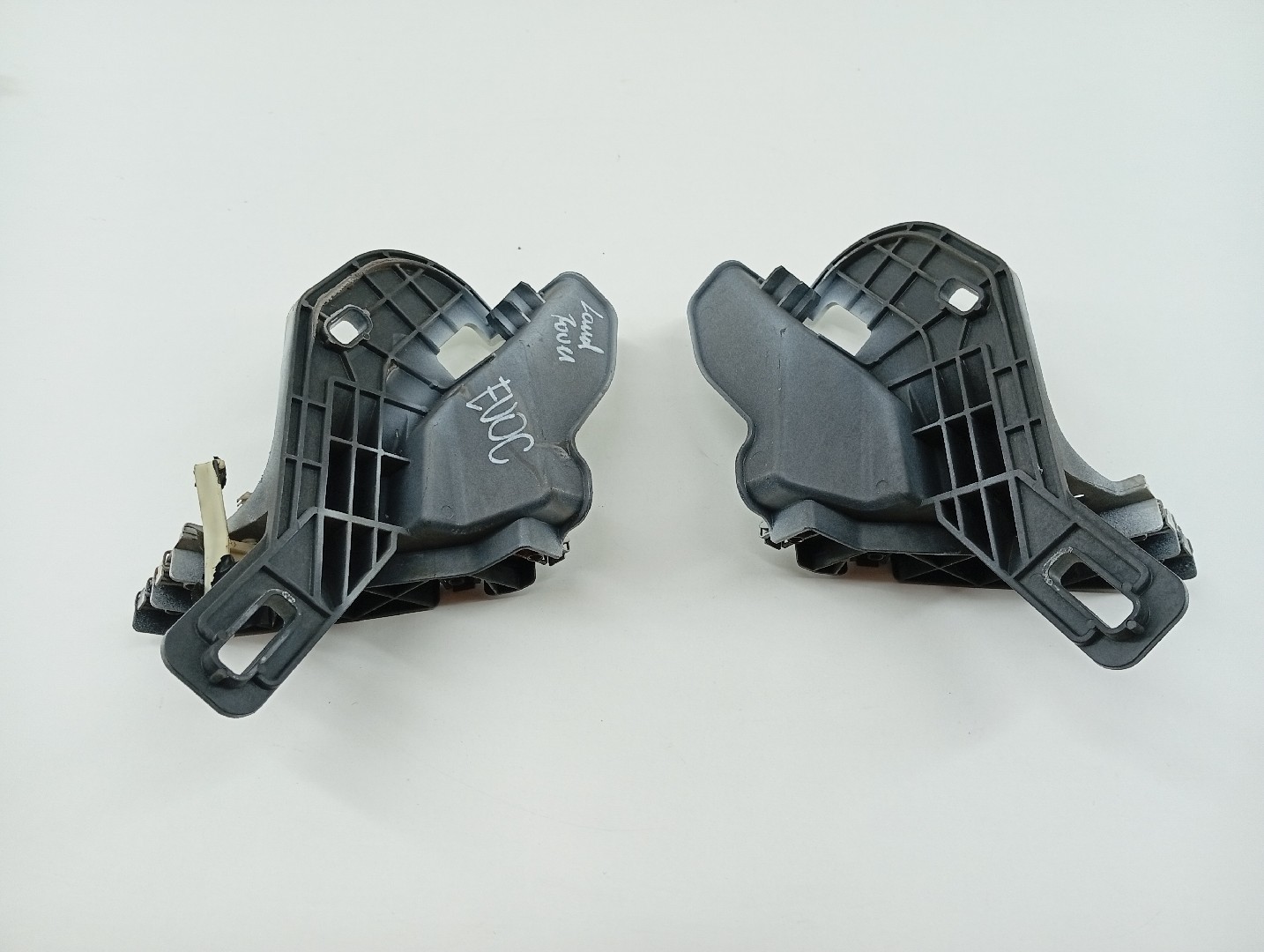 Suporte de montagem guarda lamas LAND ROVER RANGE ROVER EVOQUE (L538) | 11 -  Imagem-3