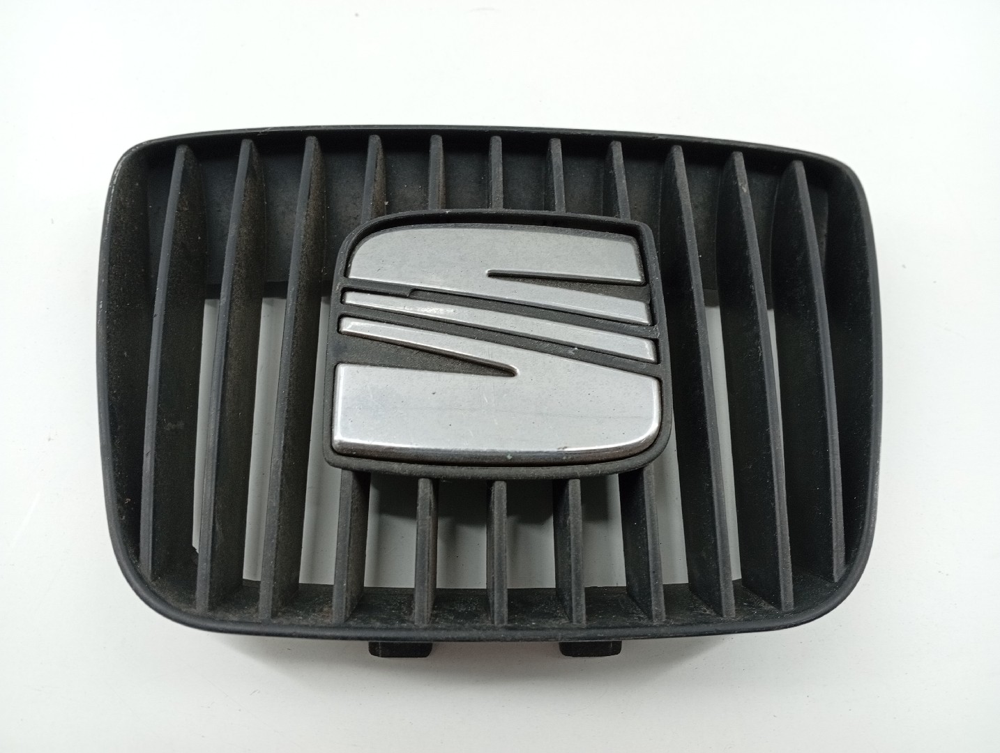 Grelha da Frente SEAT IBIZA III (6K1) | 99 - 02