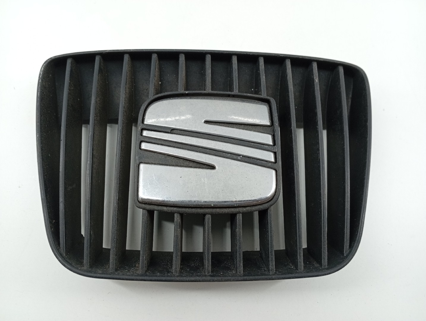 Grelha da Frente SEAT IBIZA III (6K1) | 99 - 02 Imagem-1