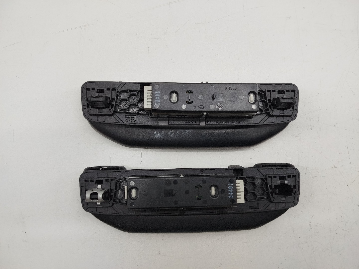 Conjunto 2 Pegas MERCEDES-BENZ C-CLASS T-Model (S205) | 14 -  Imagem-1