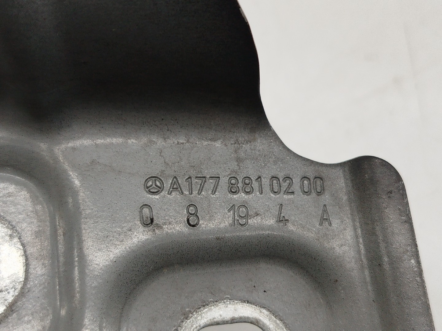 Suporte de montagem guarda lamas MERCEDES-BENZ A-CLASS (W177) | 18 -  Imagem-3