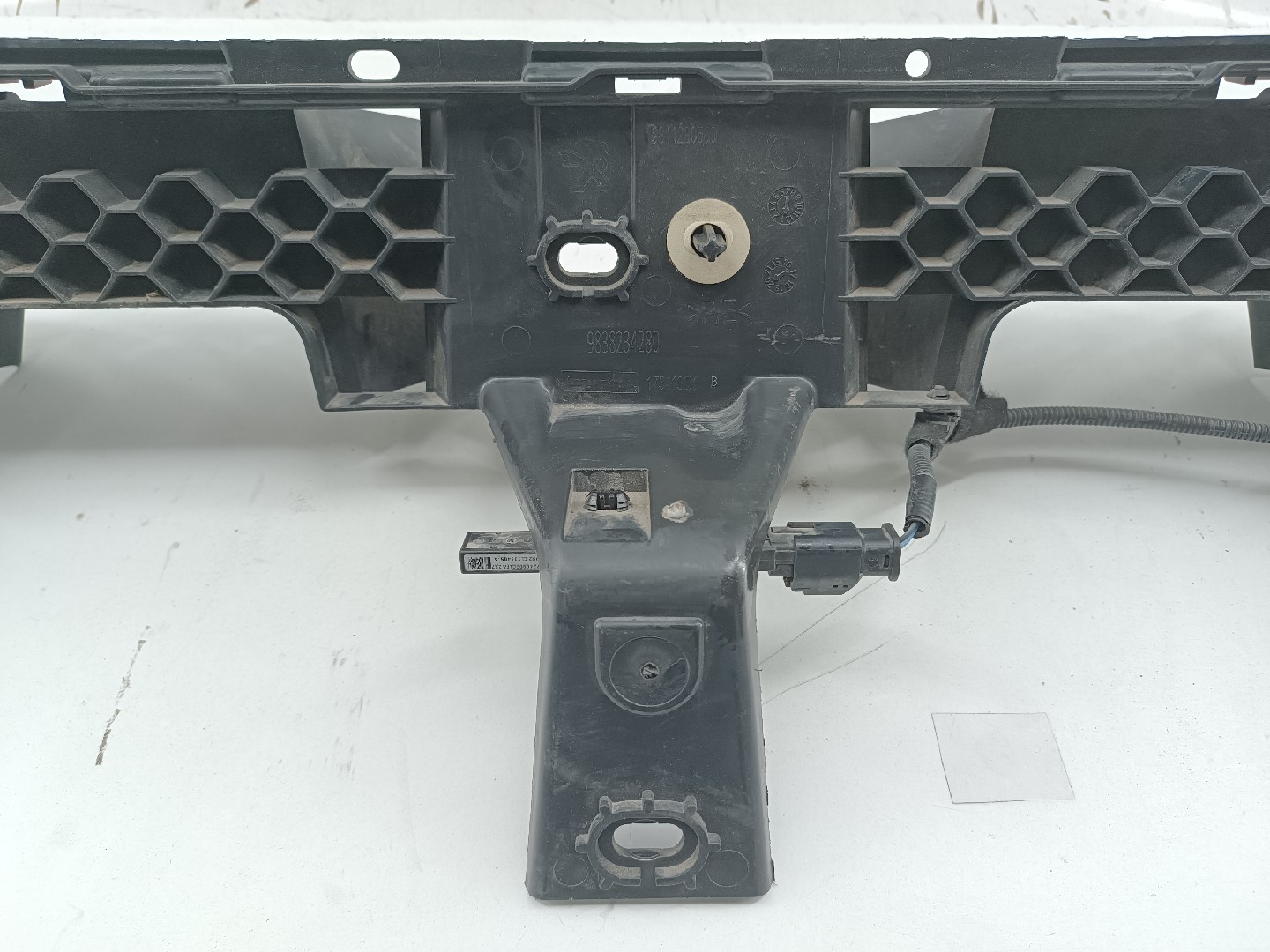 Suporte de montagem de para-choques PEUGEOT 3008 SUV (M_) | 16 -  Imagem-2