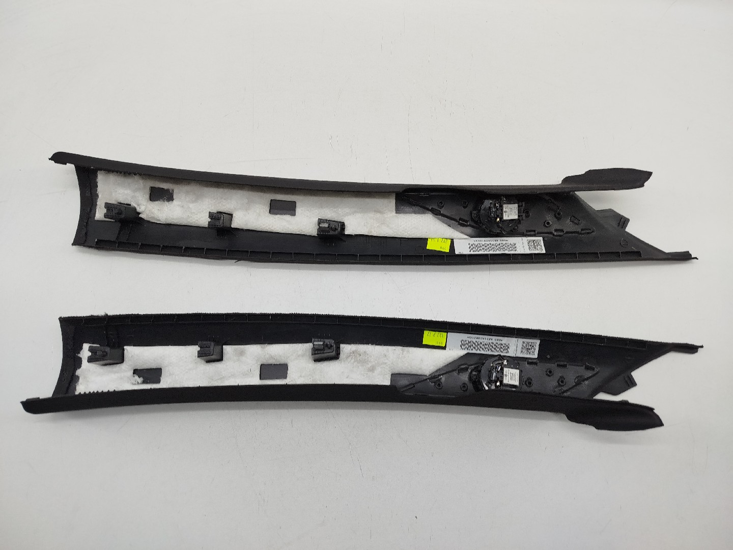 Moldura de pilar A VOLKSWAGEN GOLF VII (5G1, BQ1, BE1, BE2) | 12 -  Imagem-1