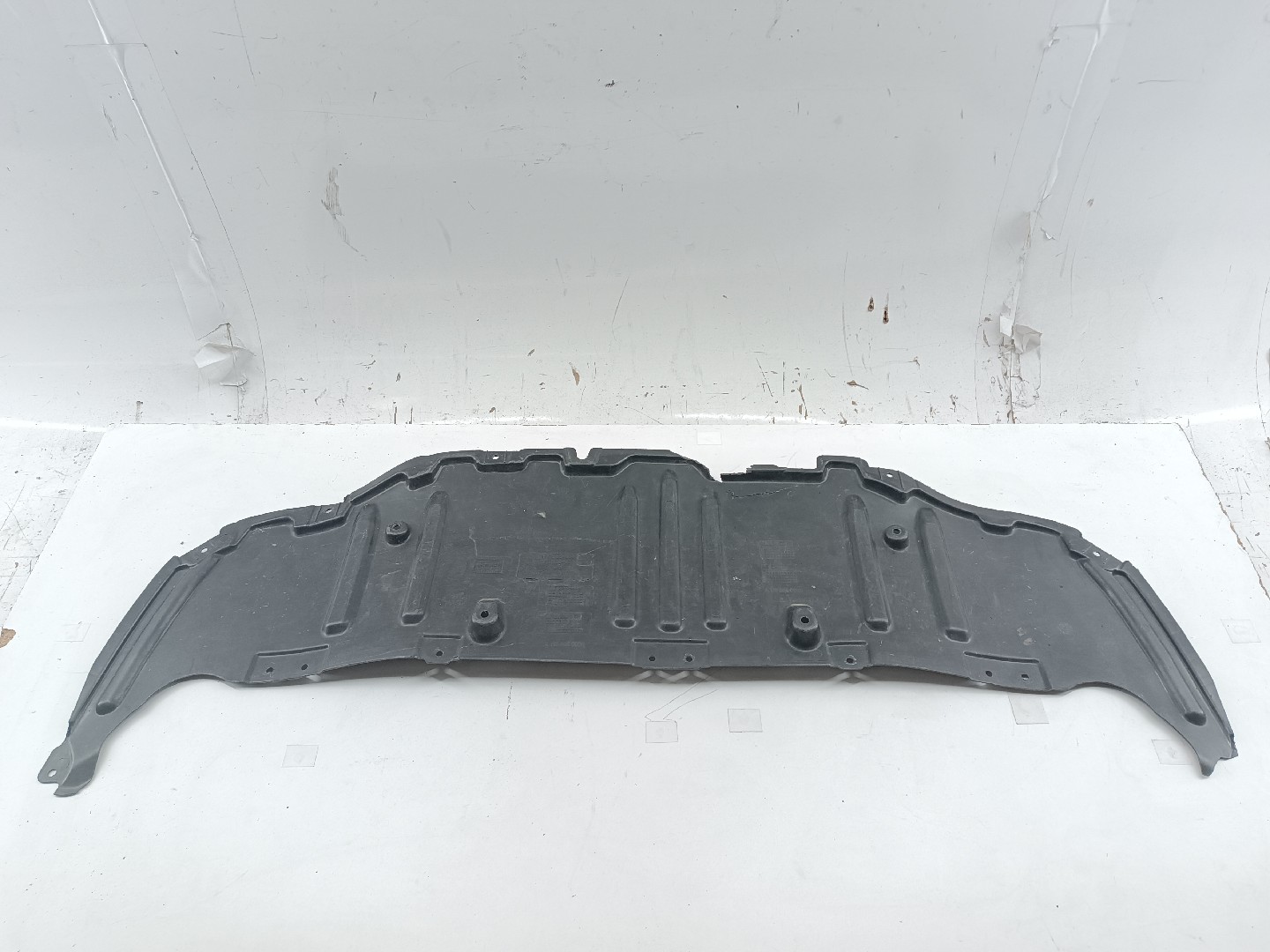 Proteção inferior de carroçaria MERCEDES-BENZ CLA (C118) | 19 - 