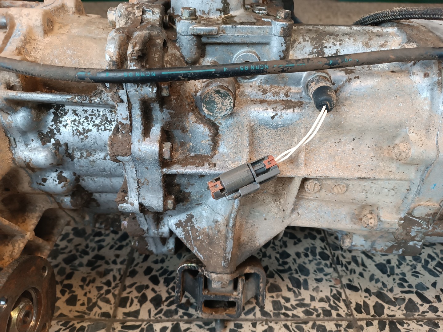 Caja de Cambio NISSAN PATROL III/2 Hardtop (K260) | 84 - 98 Imagem-3