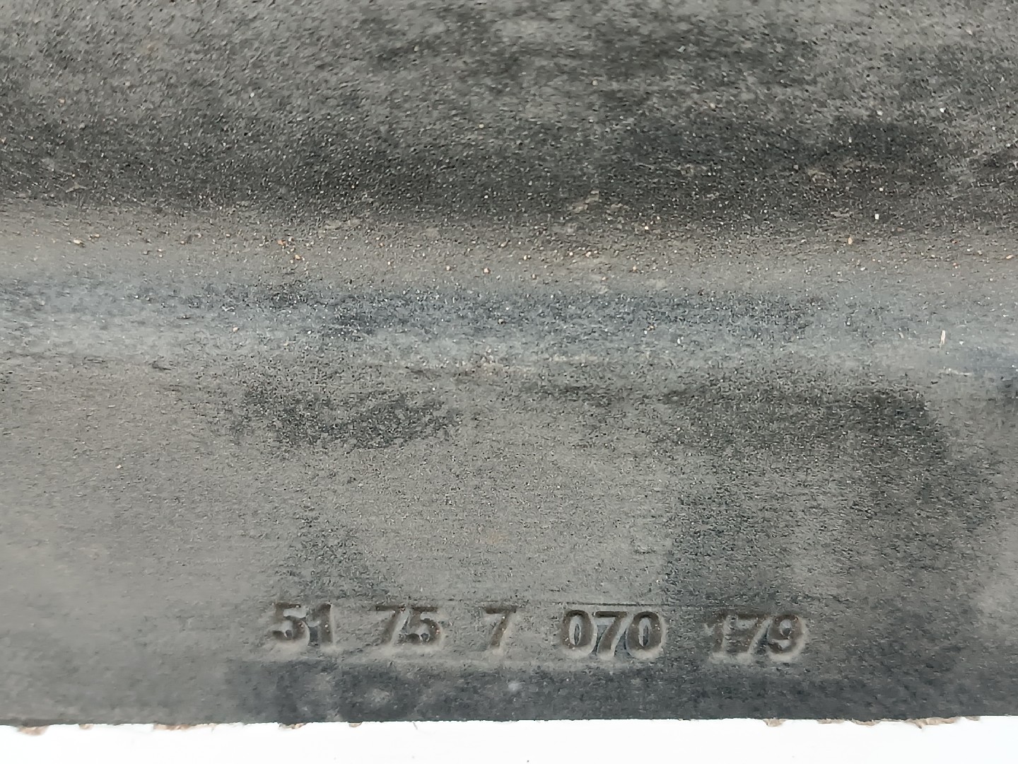 Proteção inferior de carroçaria BMW 6 (E63) | 03 - 10 Imagem-8