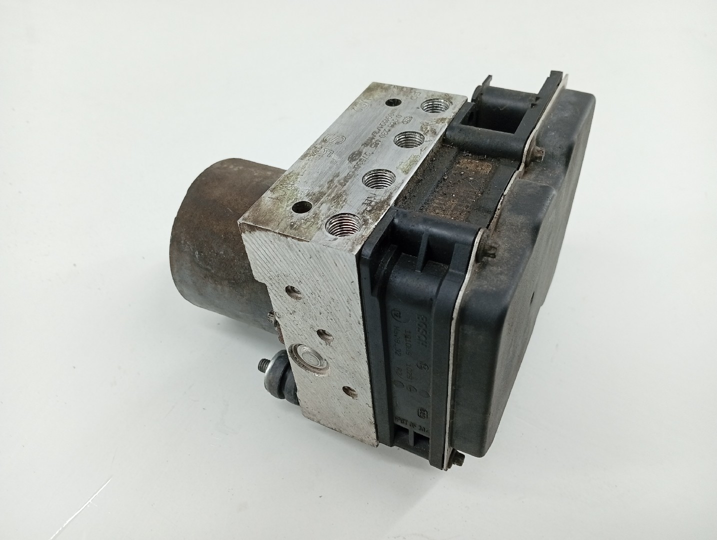 Módulo de ABS SUBARU IMPREZA três volumes (GJ_) | 11 - 