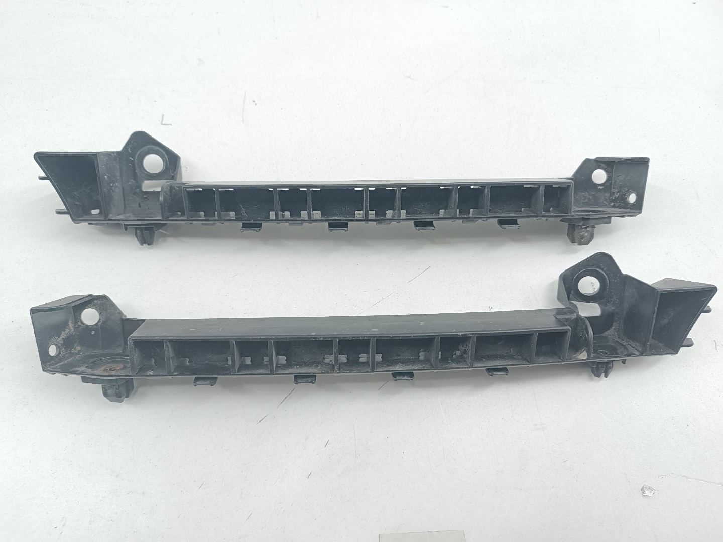 Suporte de montagem de para-choques SUBARU IMPREZA três volumes (GJ_) | 11 - 