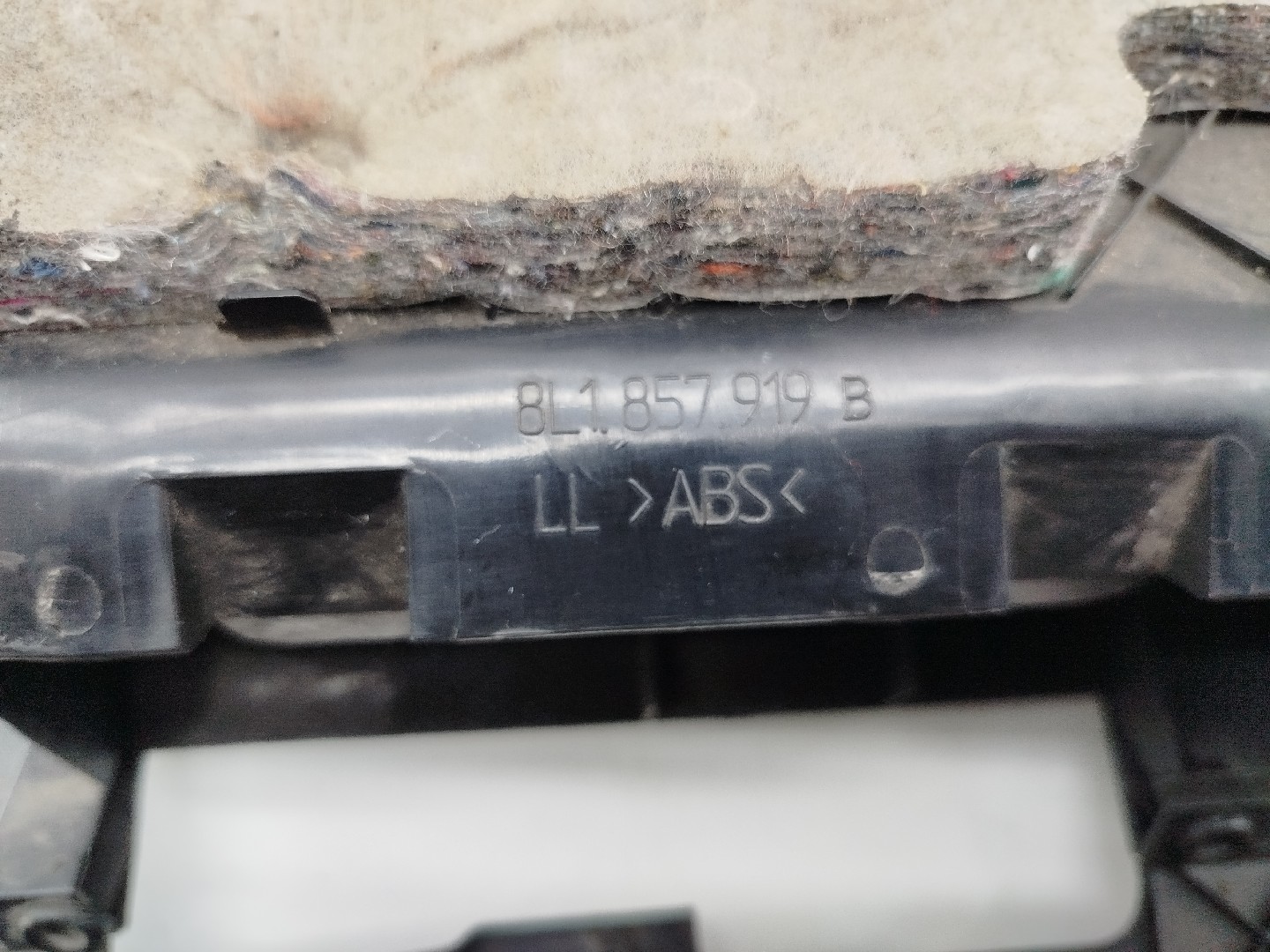 Painel inferior de tablier AUDI A3 (8L1) | 96 - 06 Imagem-2