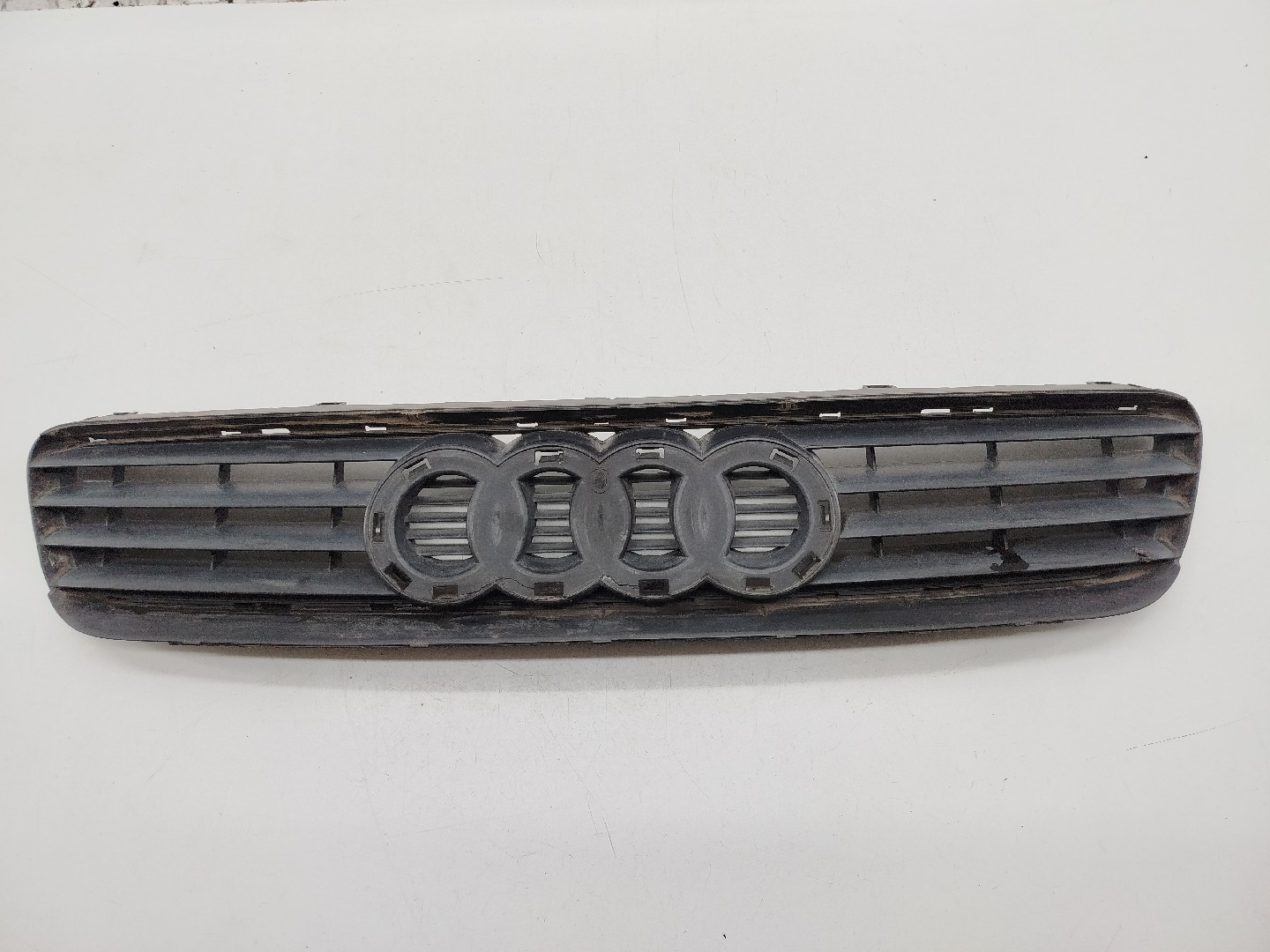 Grelha da Frente AUDI A3 (8L1) | 96 - 06
