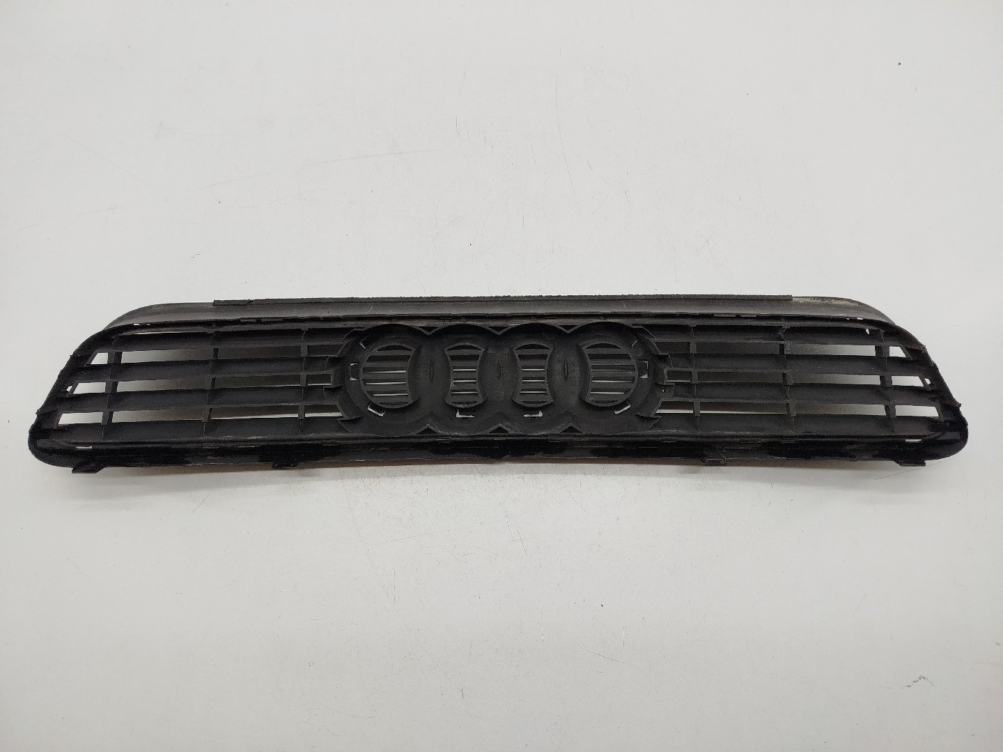 Grelha da Frente AUDI A3 (8L1) | 96 - 06 Imagem-3