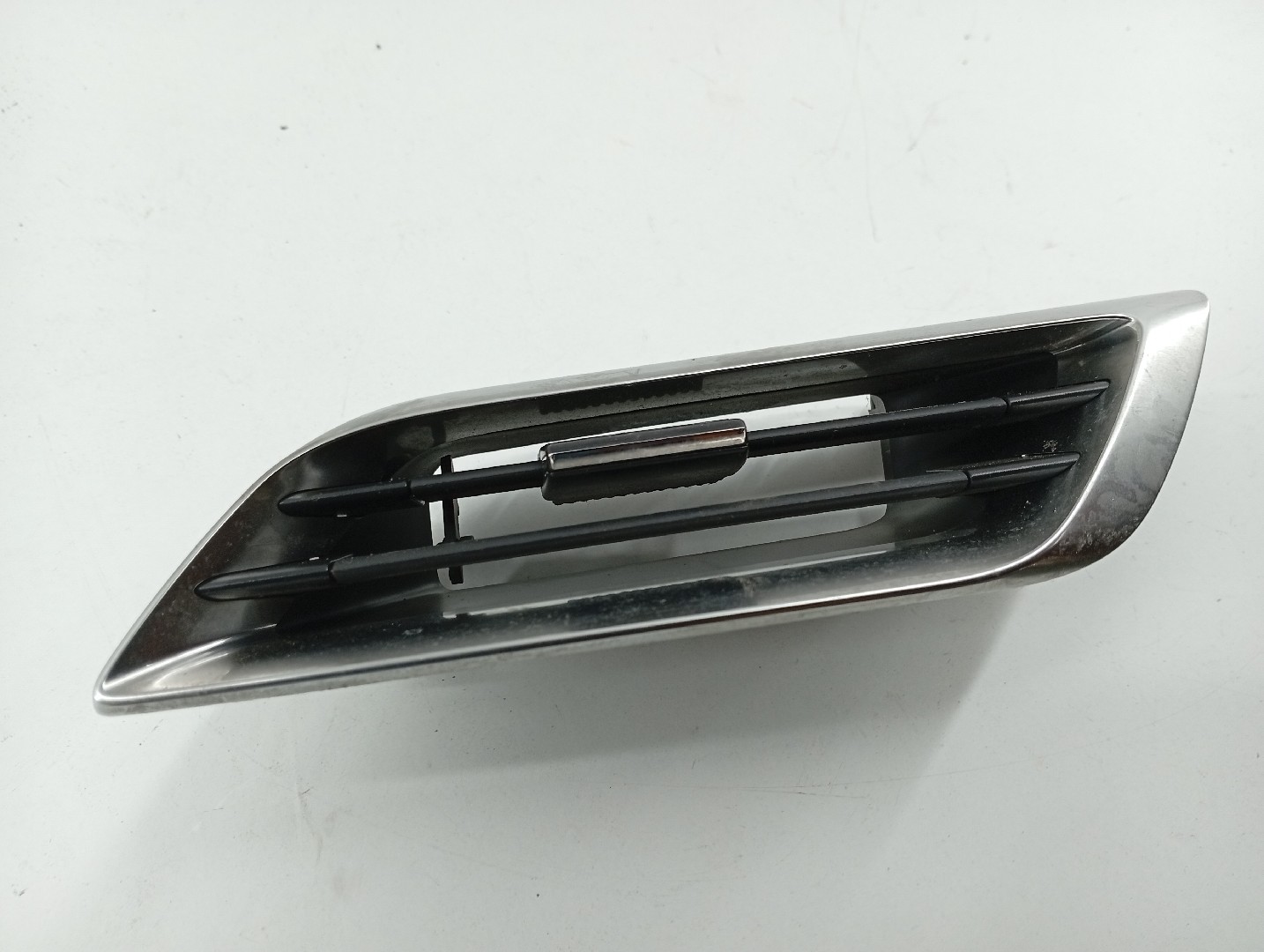 Difusor de ar PEUGEOT 3008 SUV (M_) | 16 -  Imagem-3