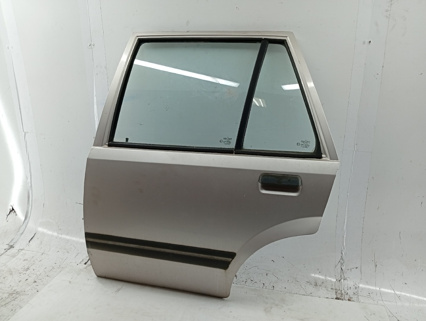 Porta Traseira Esquerda OPEL CORSA A TR (S83) | 82 - 93 Imagem-1