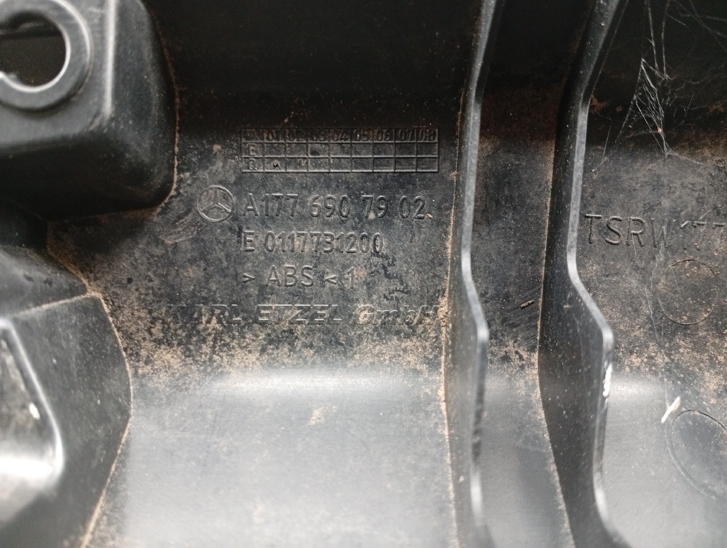 Acabamento de mala MERCEDES-BENZ A-CLASS (W177) | 18 -  Imagem-3