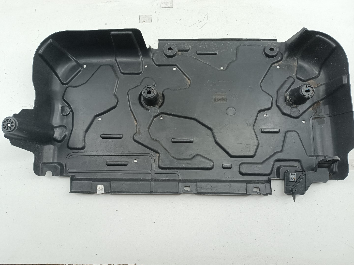 Proteção inferior de carroçaria PEUGEOT 5008 II | 16 - 
