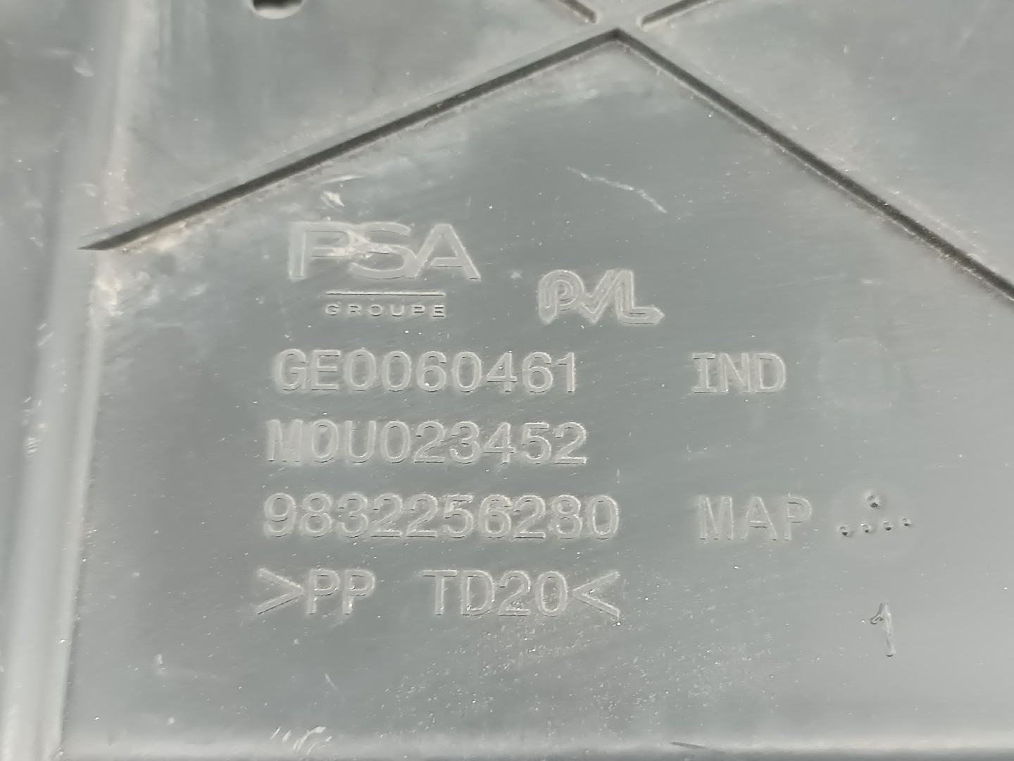 Proteção inferior de carroçaria PEUGEOT 308 III Imagem-4