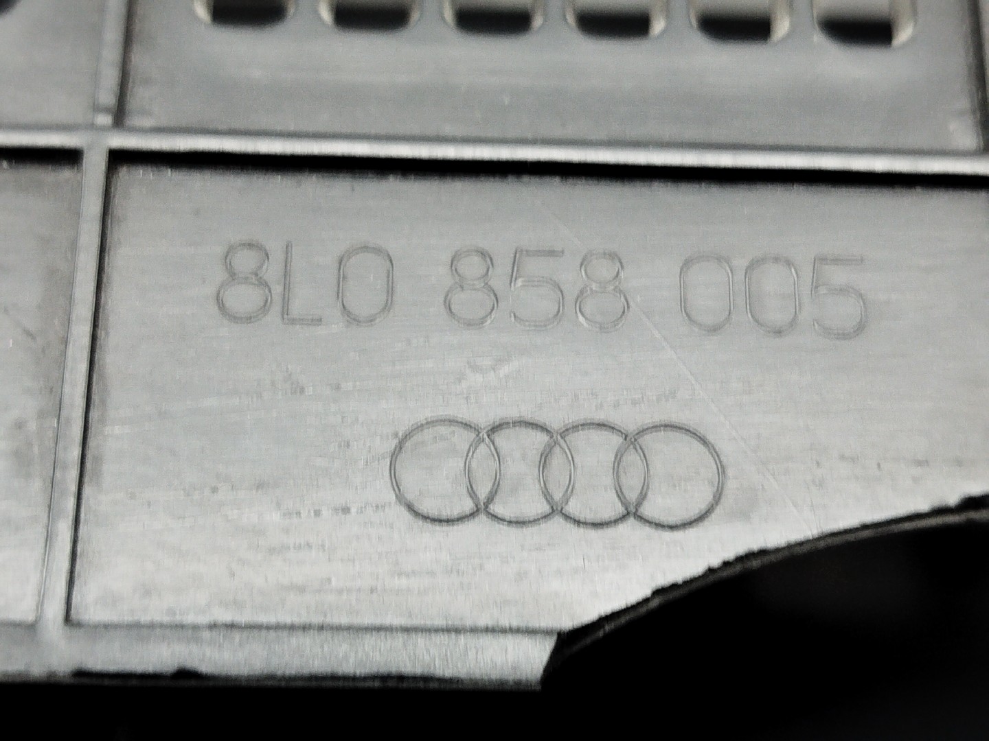 Consola Central AUDI A3 (8L1) | 96 - 06 Imagem-4