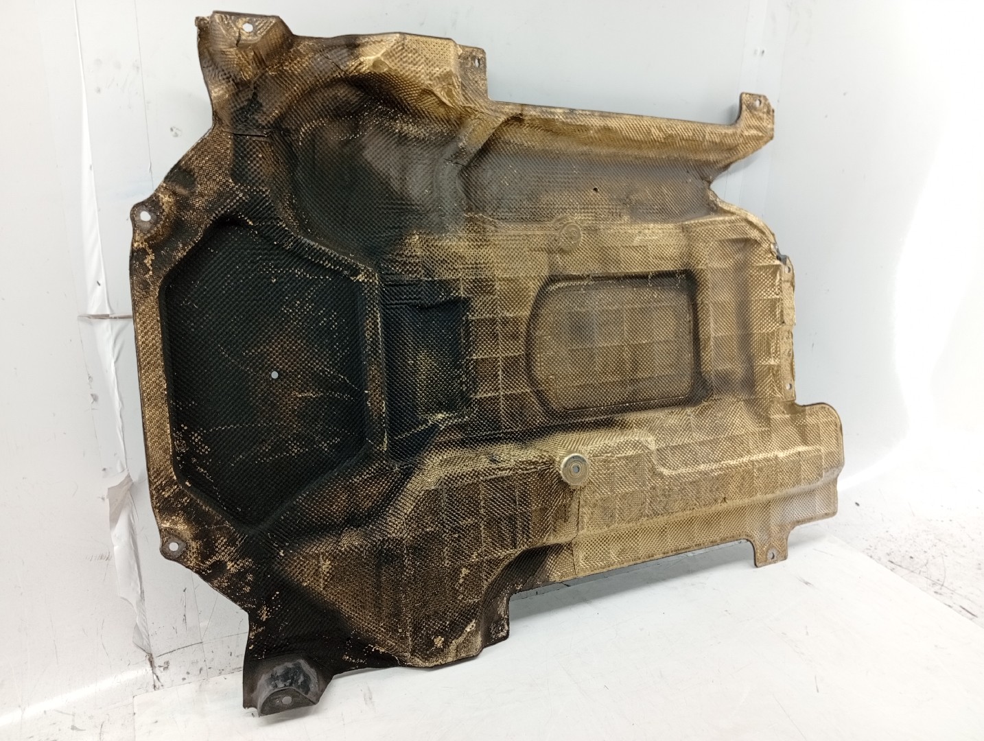 Proteção inferior de carroçaria MERCEDES-BENZ C-CLASS (W204) | 07 - 15 Imagem-4