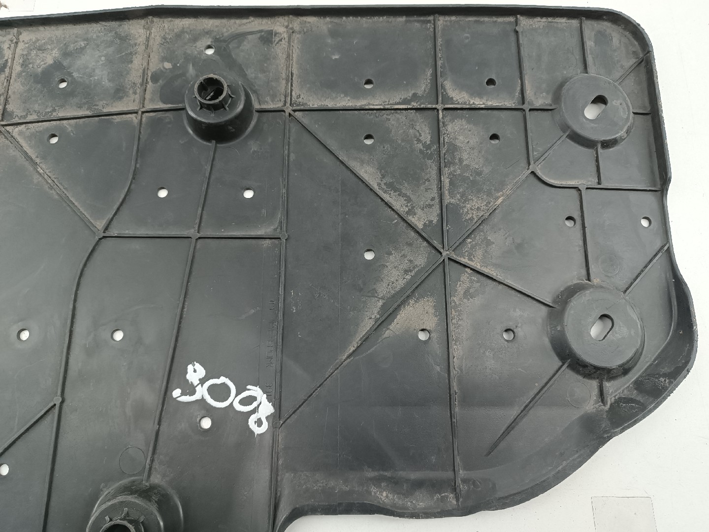 Proteção inferior de carroçaria PEUGEOT 3008 SUV (M_) | 16 -  Imagem-1