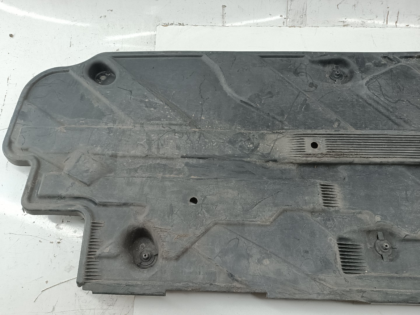 Proteção inferior de carroçaria MERCEDES-BENZ C-CLASS (W204) | 07 - 15 Imagem-7