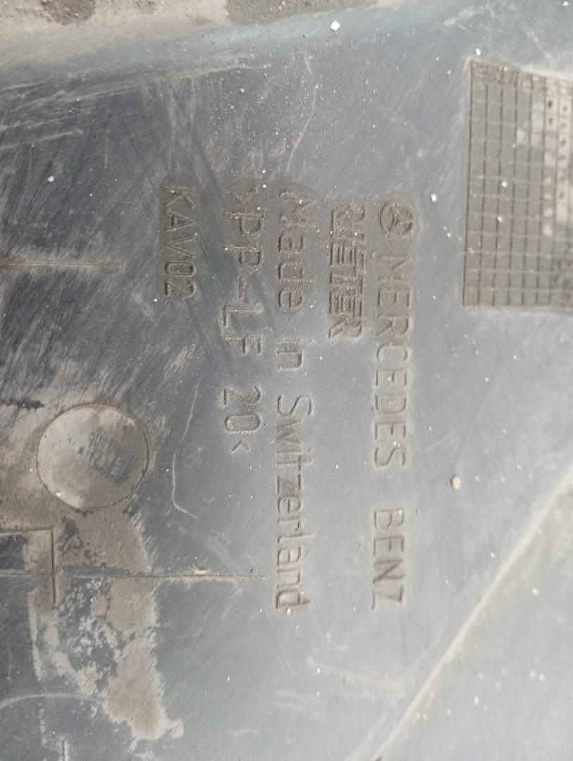 Proteção inferior de carroçaria MERCEDES-BENZ C-CLASS (W204) | 07 - 15 Imagem-4