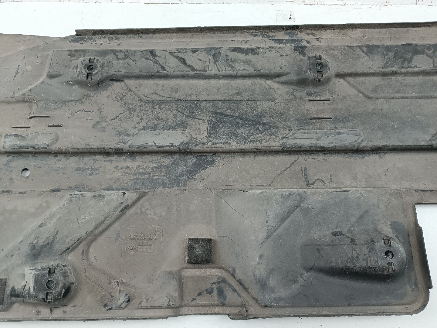 Proteção inferior de carroçaria MERCEDES-BENZ C-CLASS (W204) | 07 - 15 Imagem-3