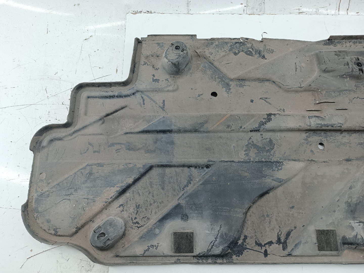 Proteção inferior de carroçaria MERCEDES-BENZ C-CLASS (W204) | 07 - 15 Imagem-7