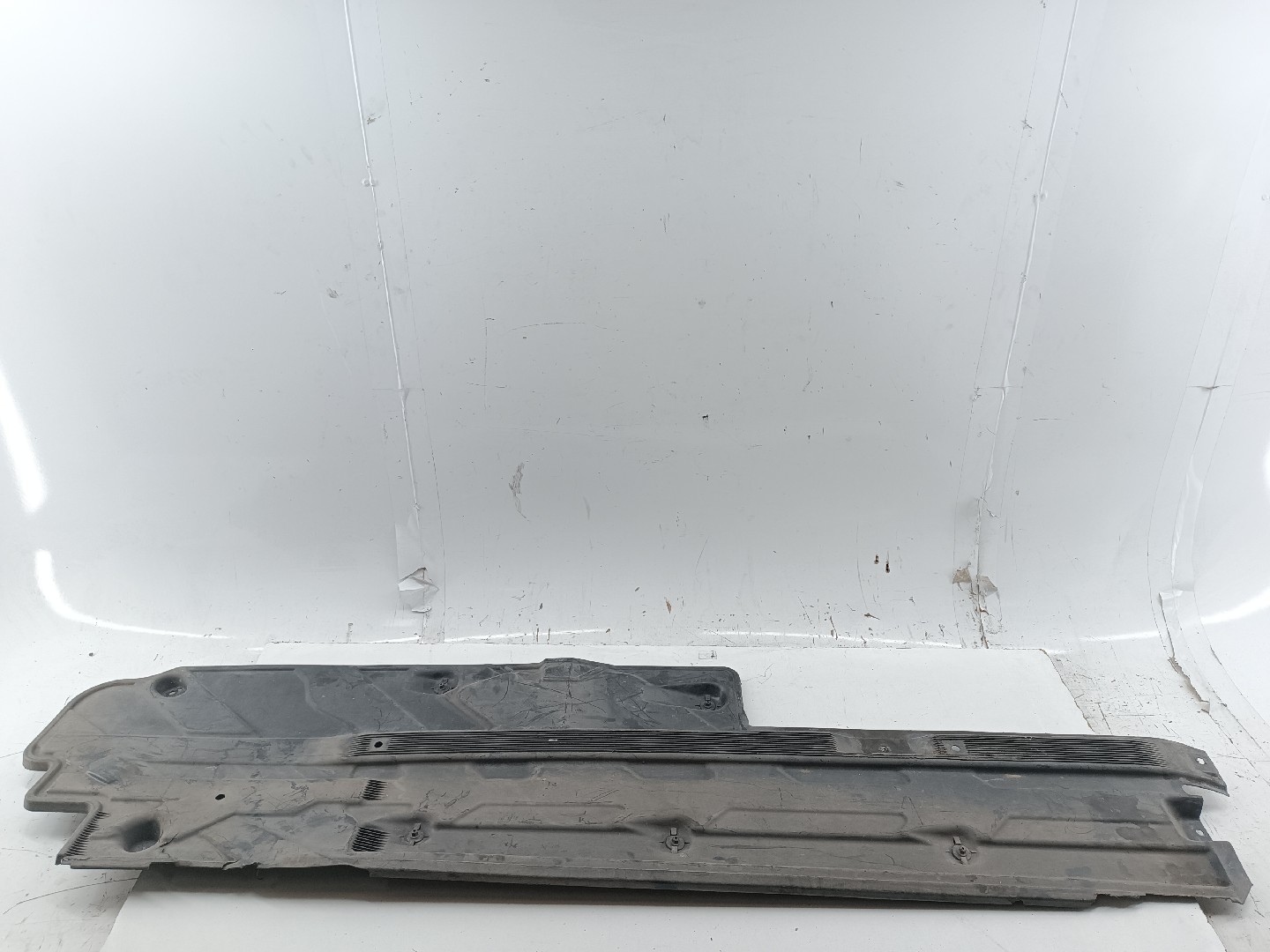 Proteção inferior de carroçaria MERCEDES-BENZ C-CLASS (W204) | 07 - 15 Imagem-11