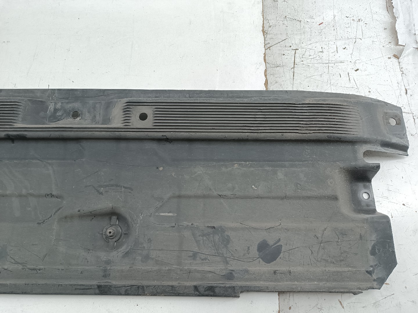 Proteção inferior de carroçaria MERCEDES-BENZ C-CLASS (W204) | 07 - 15 Imagem-6